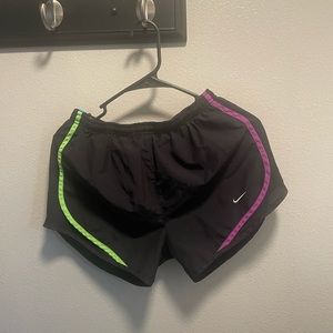 Nike women’s small running short
